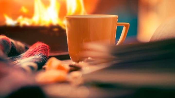 Mok en haardvuur